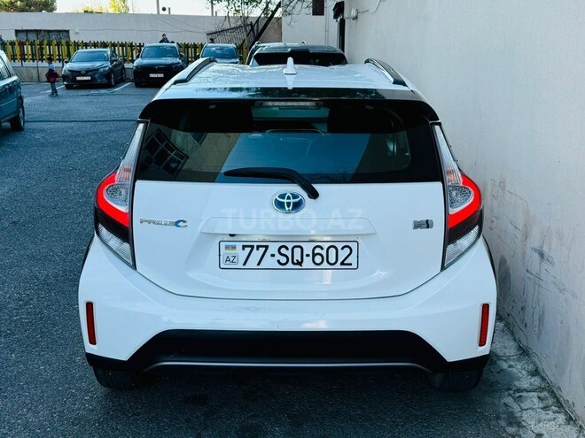 Toyota Prius C 2019, 65,000 km - 1.5 l - Bakı