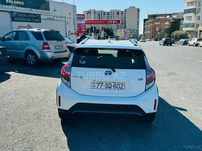 Toyota Prius C 2019, 65,000 km - 1.5 l - Bakı