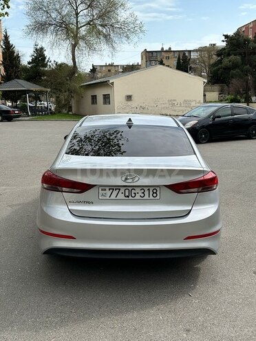 Hyundai Elantra 2017, 95,000 km - 2.0 l - Bakı