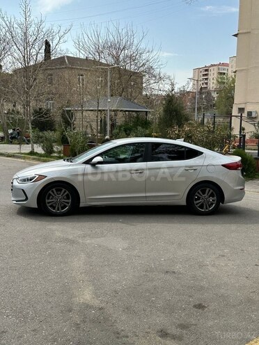 Hyundai Elantra 2017, 95,000 km - 2.0 l - Bakı