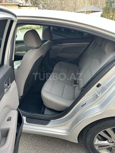 Hyundai Elantra 2017, 95,000 km - 2.0 l - Bakı