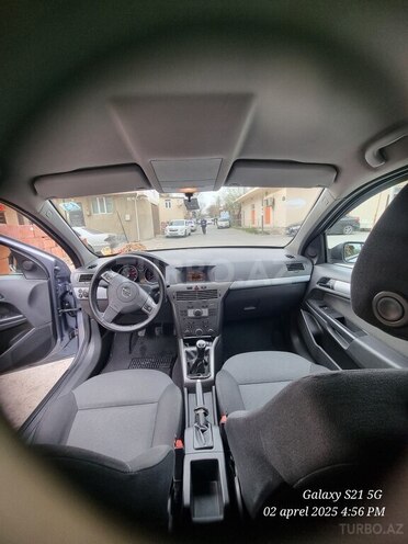 Opel Astra 2006, 239,100 km - 1.3 l - Bakı