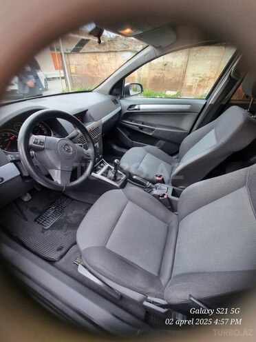 Opel Astra 2006, 239,100 km - 1.3 l - Bakı