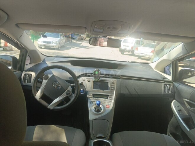 Toyota Prius 2013, 321,869 km - 1.8 l - Bakı