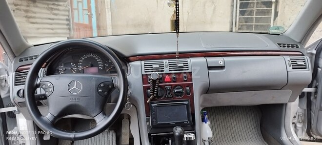 Mercedes E 220 d 2000, 444,000 km - 2.2 l - Bakı