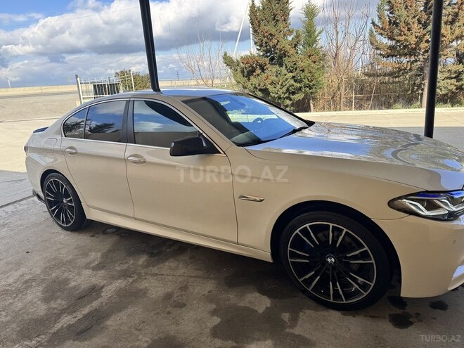 BMW 528 2012, 241,200 km - 2.0 л - Xırdalan