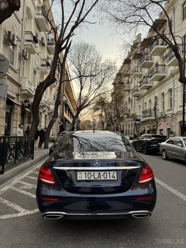 Mercedes E 200 d 2016, 382,000 km - 2.0 l - Bakı