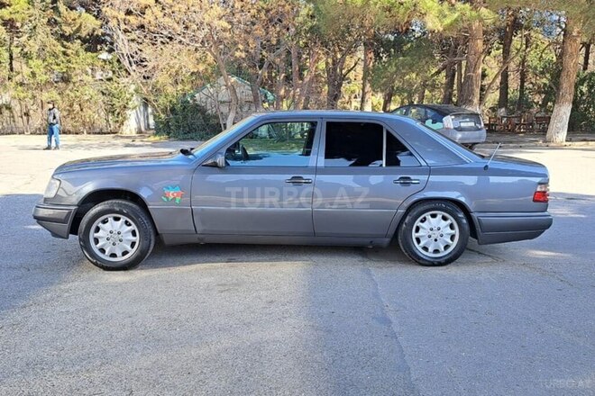 Mercedes E 200 1994, 460,000 km - 2.0 l - Bakı