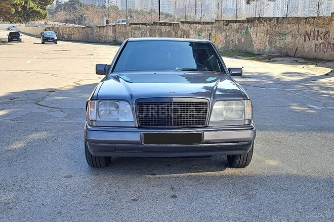Mercedes E 200 1994, 460,000 km - 2.0 l - Bakı