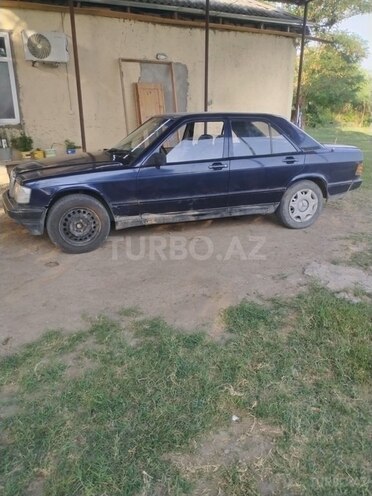 Mercedes 190 1985, 300,000 km - 2.0 l - İmişli