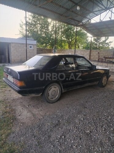 Mercedes 190 1985, 300,000 km - 2.0 l - İmişli