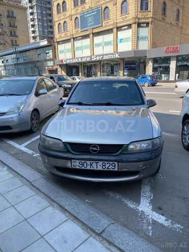 Opel Vectra 1998, 290,000 km - 2.0 l - Bakı