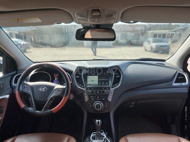 Hyundai Santa Fe-5