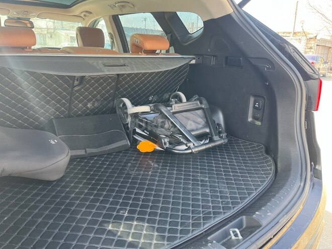 Hyundai Santa Fe-15
