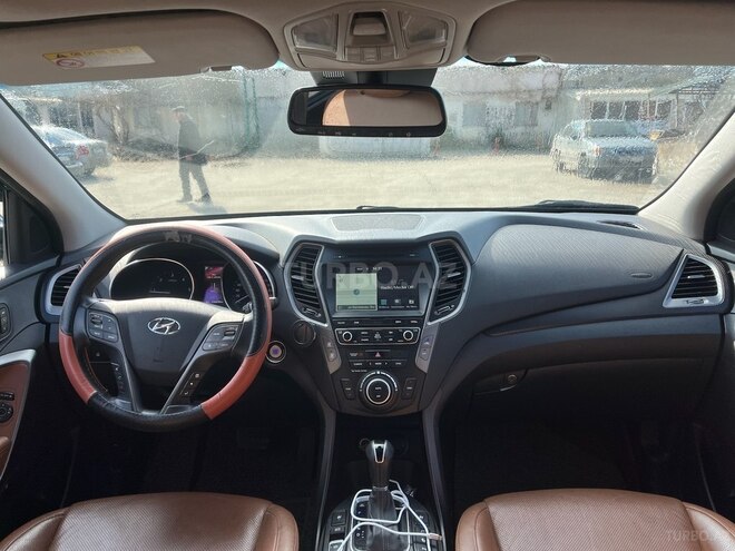 Hyundai Santa Fe-6