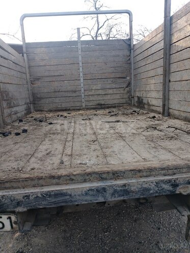 GAZ 330202-740 1998, 275,000 km - 2.5 l - Quba