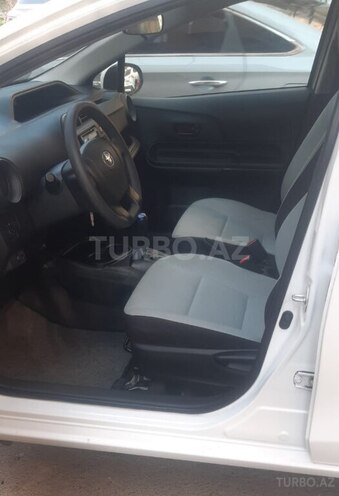 Toyota Aqua 2017, 83,000 km - 1.5 l - Bakı