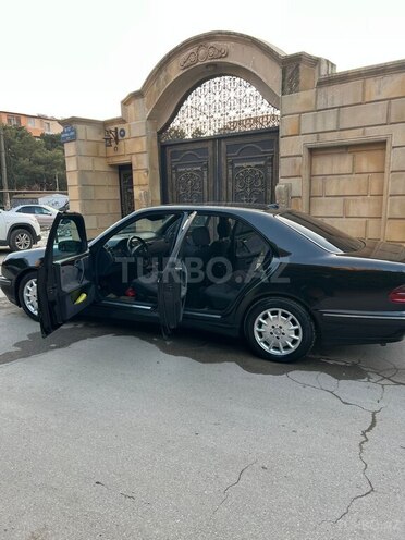 Mercedes E 270 2000, 555,550 km - 2.7 л - Mingəçevir