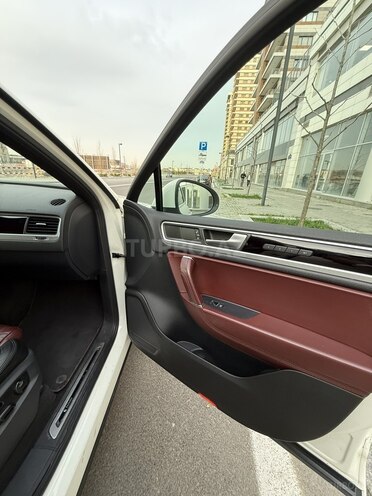 Volkswagen Touareg 2013, 118,842 km - 3.6 л - Bakı