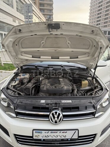 Volkswagen Touareg 2013, 118,842 km - 3.6 л - Bakı