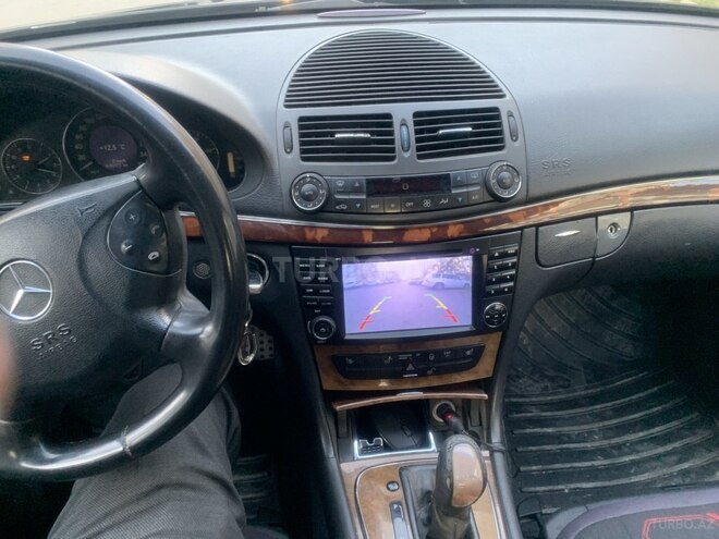Mercedes E 270 2003, 241,041 km - 2.7 l - Sumqayıt