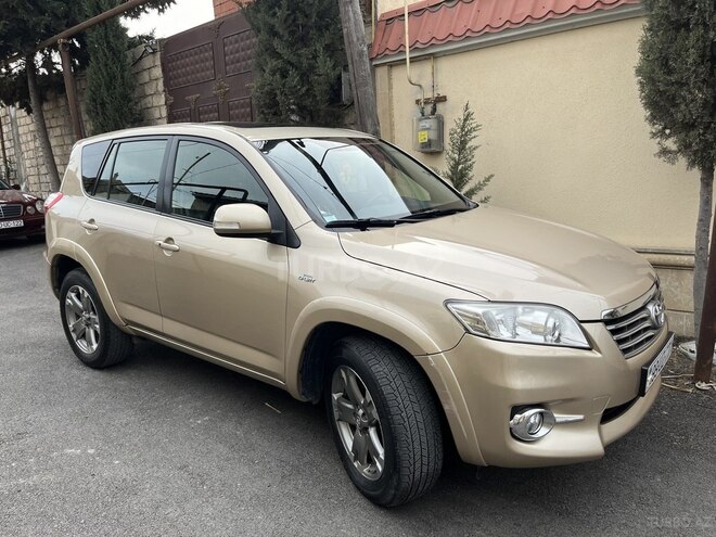 Toyota RAV4 2011, 279,378 km - 2.2 l - Bakı