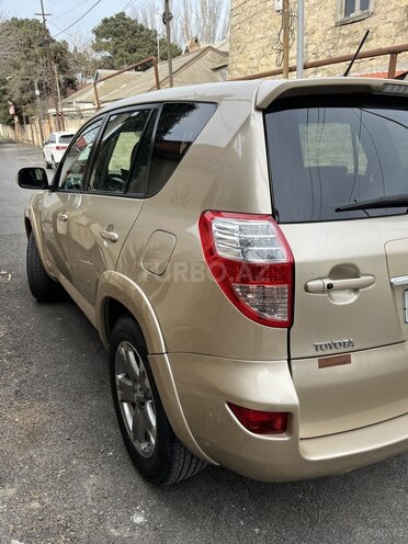 Toyota RAV4 2011, 279,378 km - 2.2 l - Bakı