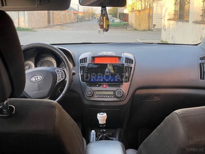 Kia Ceed 2008, 336,000 km - 1.6 л - Quba