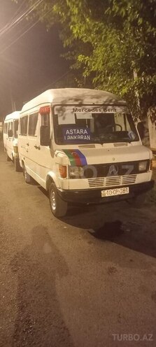 Mercedes 208 D 1993, 200,000 km - 2.5 л - Lənkəran