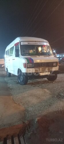 Mercedes 208 D 1993, 200,000 km - 2.5 л - Lənkəran