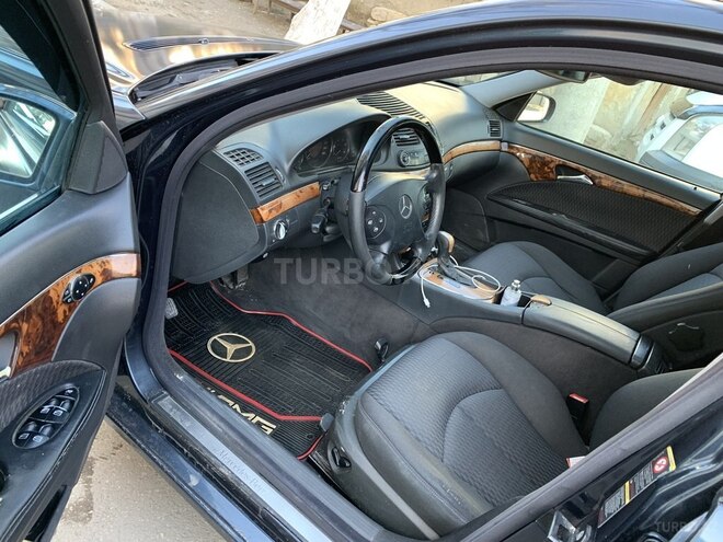 Mercedes E 270 2003, 241,041 km - 2.7 l - Sumqayıt