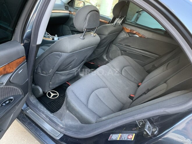 Mercedes E 270 2003, 241,041 km - 2.7 l - Sumqayıt