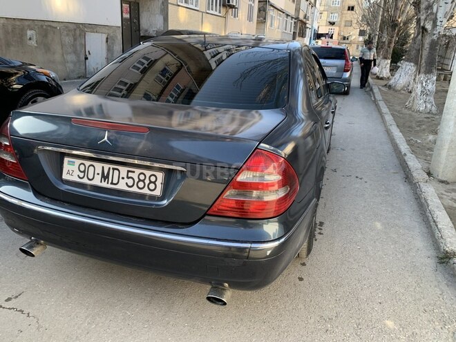 Mercedes E 270 2003, 241,041 km - 2.7 l - Sumqayıt