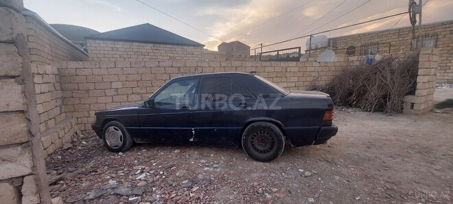 Mercedes 190 1992, 320,000 km - 2.0 л - Bakı