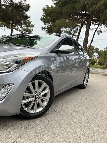 Hyundai Elantra 2015, 102,011 km - 1.8 l - Bakı