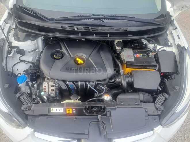 Hyundai Elantra 2015, 130,000 km - 1.8 l - Bakı