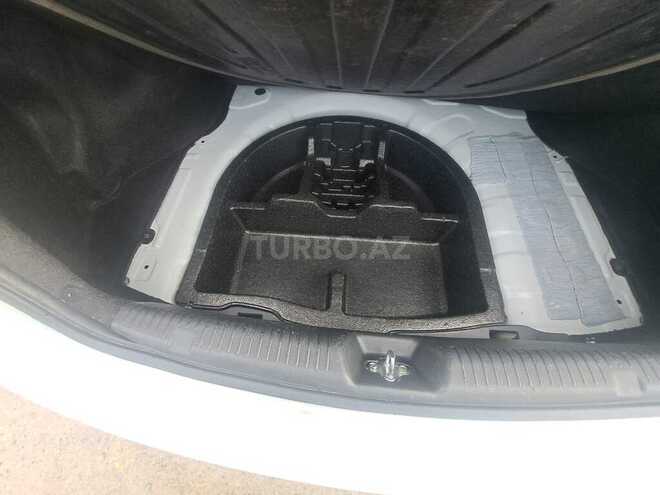 Hyundai Elantra 2015, 130,000 km - 1.8 l - Bakı