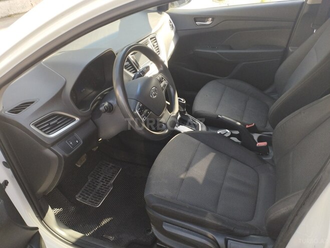 Hyundai Accent 2018, 172,000 km - 1.6 l - Bakı