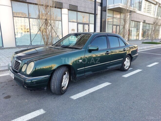 Mercedes E 240 1998, 186,000 km - 2.4 l - Bakı
