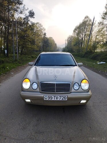 Mercedes E 230 1997, 164,611 km - 2.3 l - Masallı