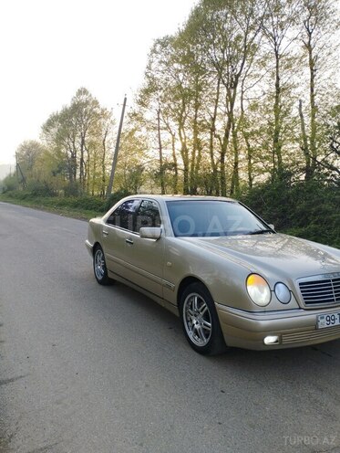 Mercedes E 230 1997, 164,611 km - 2.3 l - Masallı