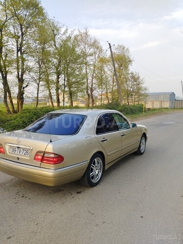 Mercedes E 230 1997, 164,611 km - 2.3 l - Masallı