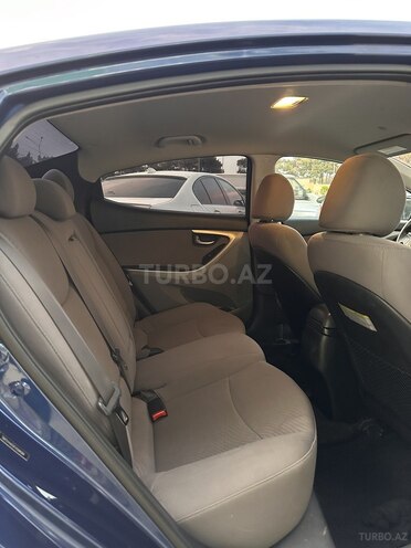 Hyundai Elantra 2015, 146,450 km - 1.8 л - Bakı