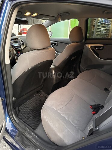 Hyundai Elantra 2015, 146,450 km - 1.8 л - Bakı
