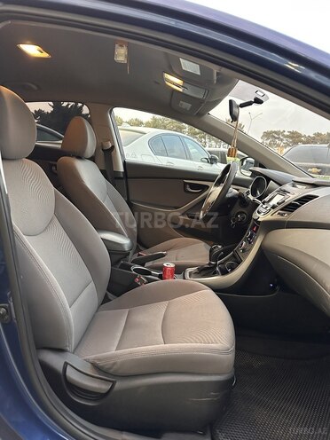 Hyundai Elantra 2015, 146,450 km - 1.8 л - Bakı