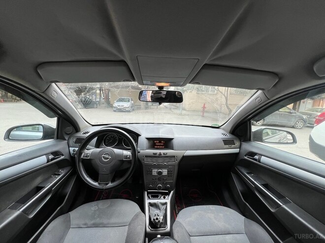Opel Astra 2006, 256,000 km - 1.6 l - Bakı