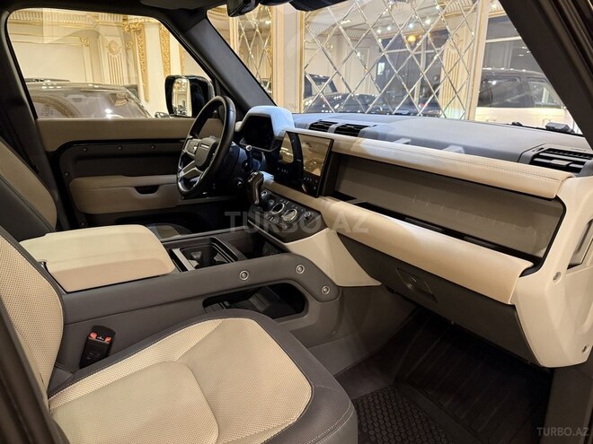 Land Rover Defender 2022, 53,000 km - 3.0 l - Bakı