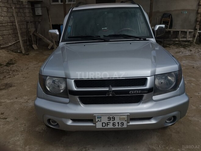 Mitsubishi Pajero io 2002, 401,000 km - 1.8 l - Bakı