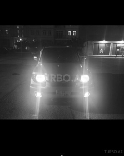 Mitsubishi Pajero io 2002, 401,000 km - 1.8 l - Bakı