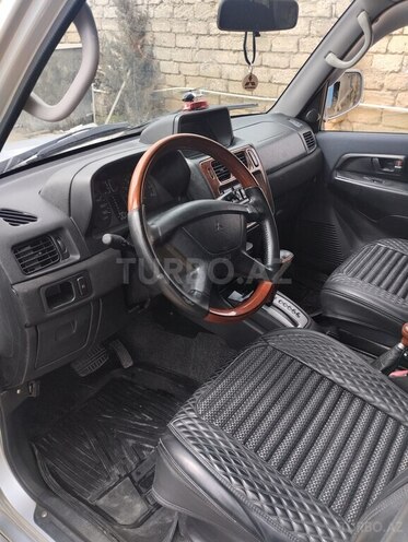 Mitsubishi Pajero io 2002, 401,000 km - 1.8 l - Bakı